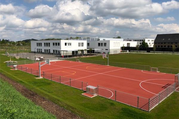 Aménagement terrain multisport en EPDM/PU - Sportinfrabouw NV